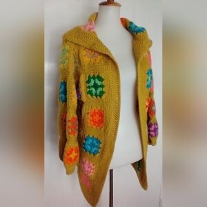 VINTAGE HAND CROCHETED CARDIGAN